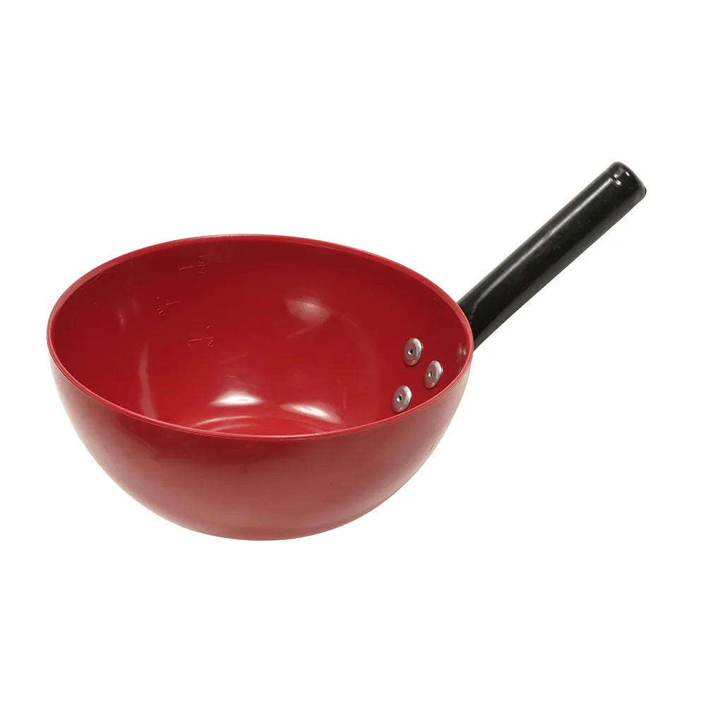 Stubbs Plastic Feed Scoop - Red