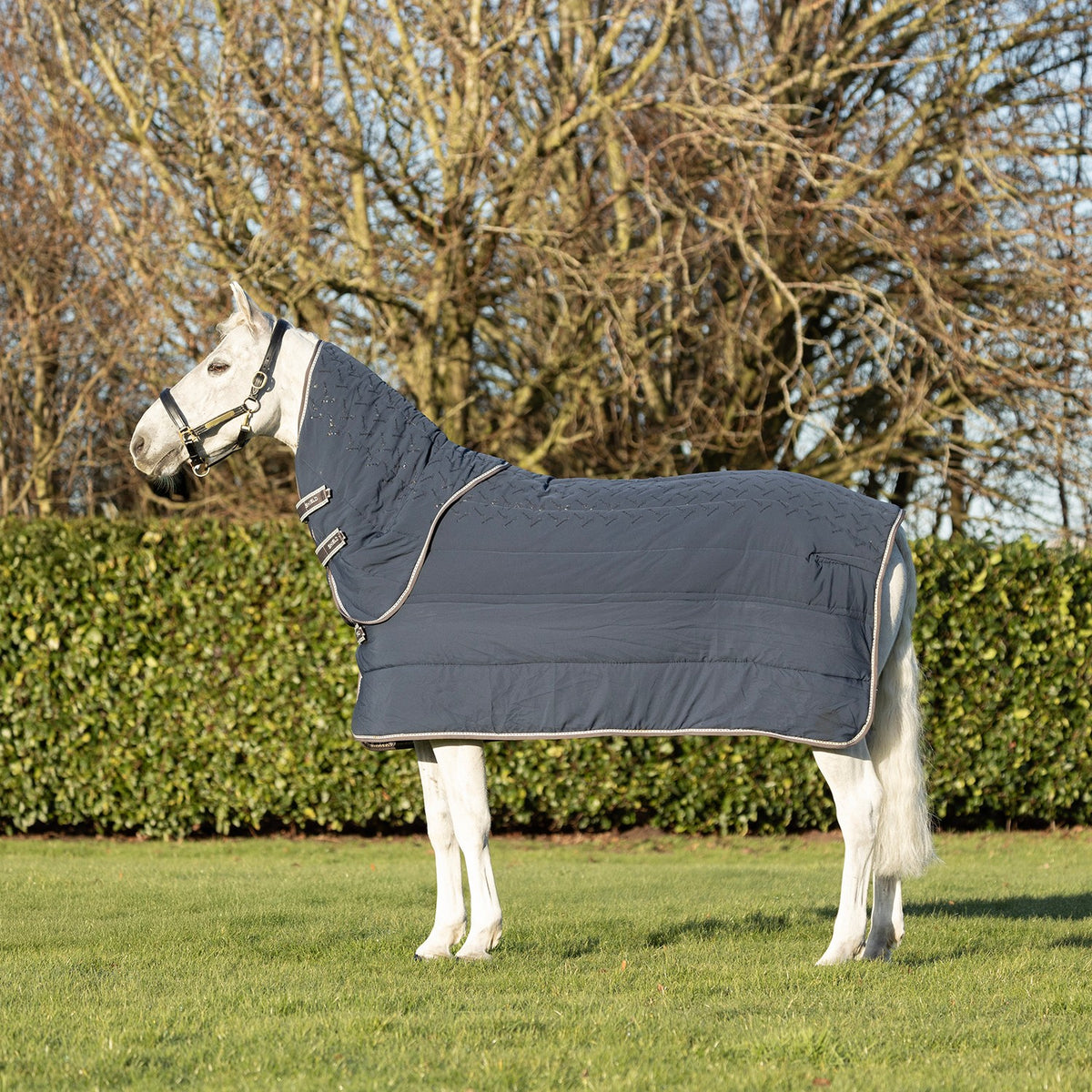 Hy Equestrian DefenceX Shield 200g Liner Rug With Detachable Neck Navy