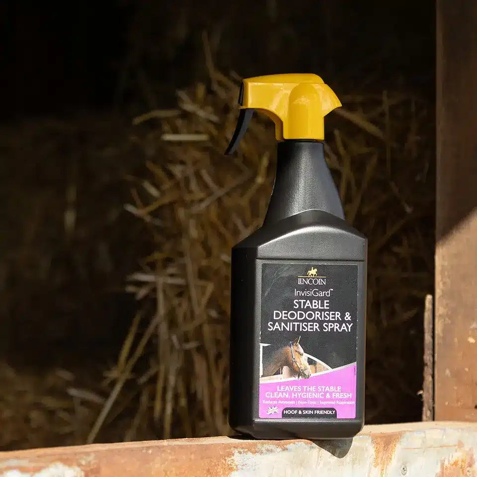 Lincoln InvisiGard Stable Deodoriser & Sanitiser Spray image 2